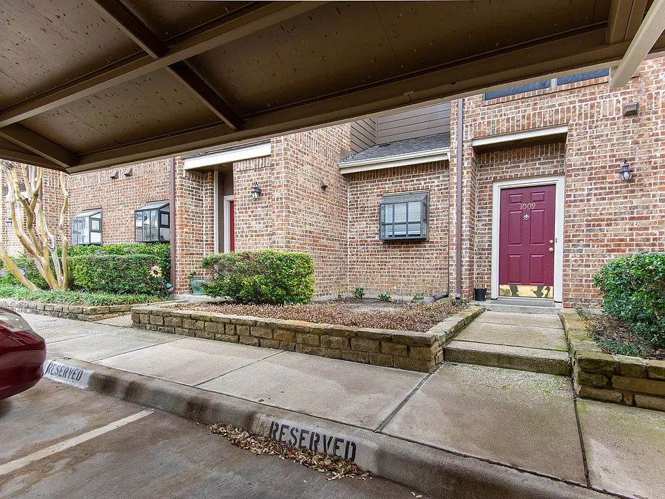5859 Frankford Rd #1009