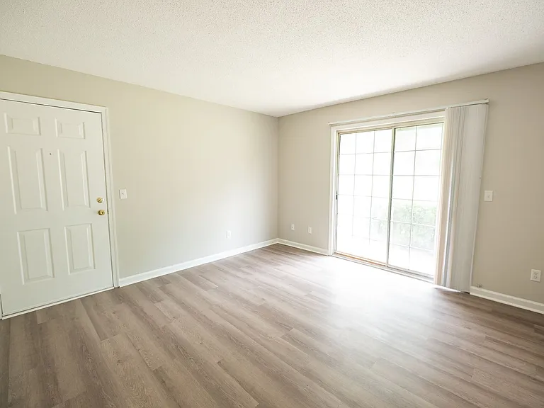 5639 Hornaday Rd #B — Photo 7
