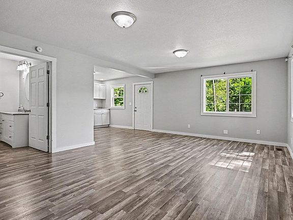 4th image of 108 River St