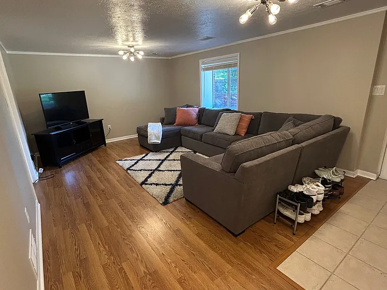 4579 Provens Dr — Photo 3