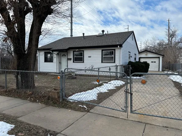 1207 N Spruce Ave, Wichita, KS 67214