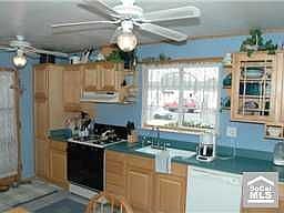 3rd image of 6712 Lassen Dr