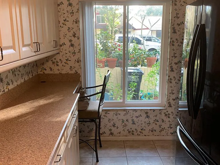 100 Red Cedar Dr — Photo 4