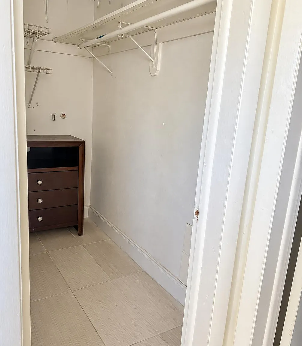 2 bed, 1200 sqft, $2,700 — Photo 4