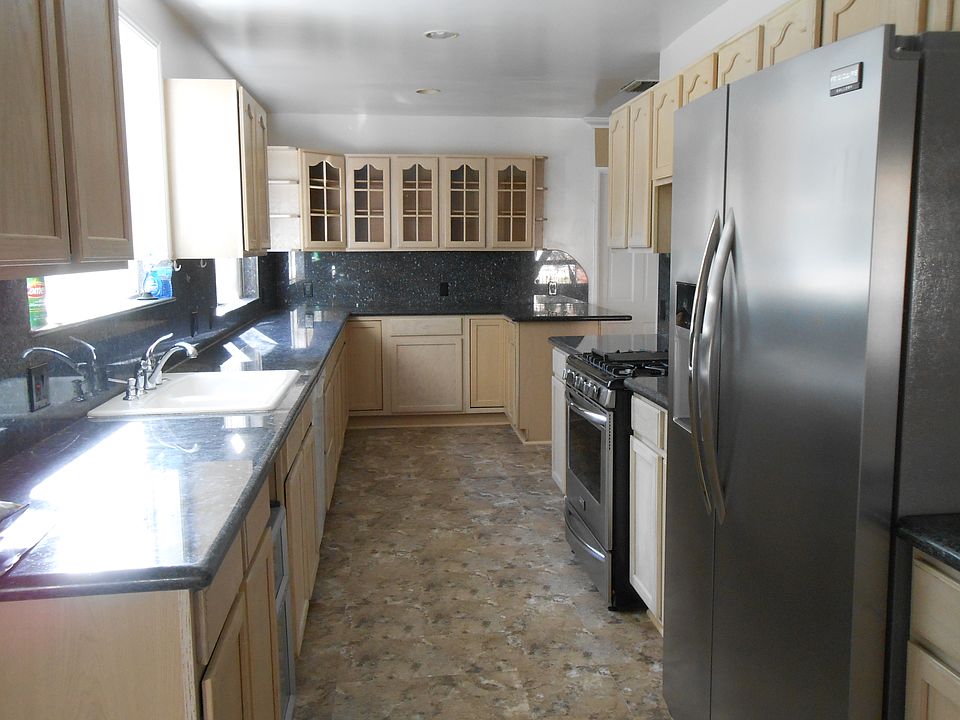 1st image of 1865 Benecia Ave