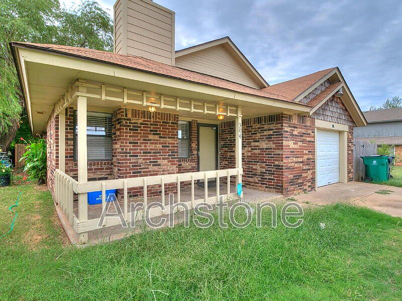 1st image of 304 NW 118th St
