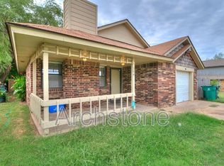 304 NW 118th St, Oklahoma City, OK 73114