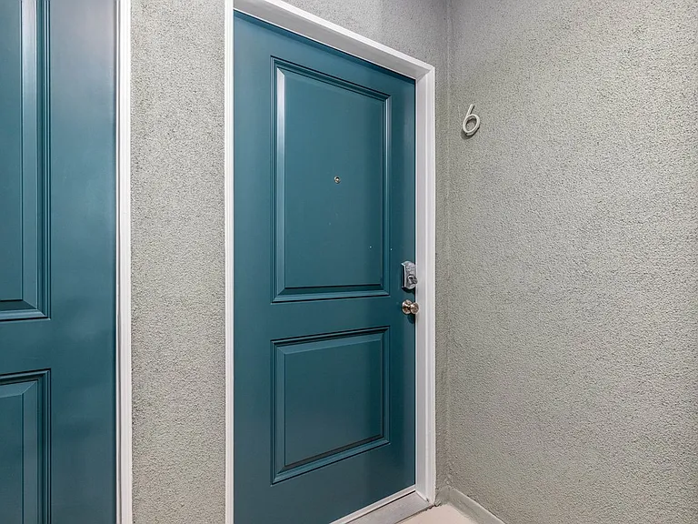 811 Buena Vis #6 — Photo 15