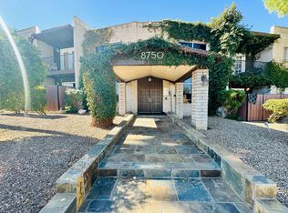 Desert Atrium - Studios, 1 Bedrooms and 2 Bedrooms in Great Location! Community Pool!, Tucson, AZ 85710