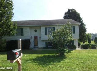36 Libby Ann Dr, Bunker Hill, WV 25413