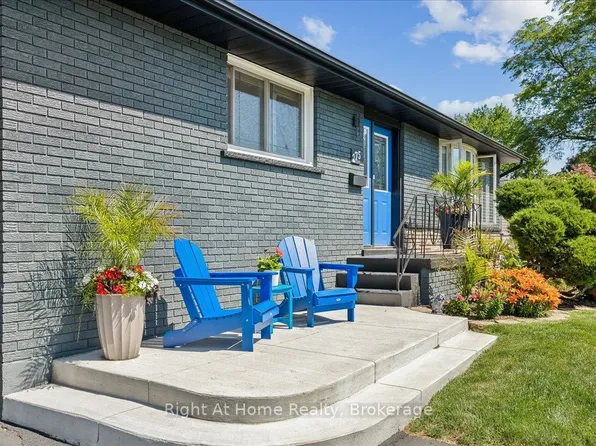 275 Kent Cres, Burlington, ON L7L 4T2