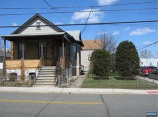 202 Front St, Secaucus, NJ 07094