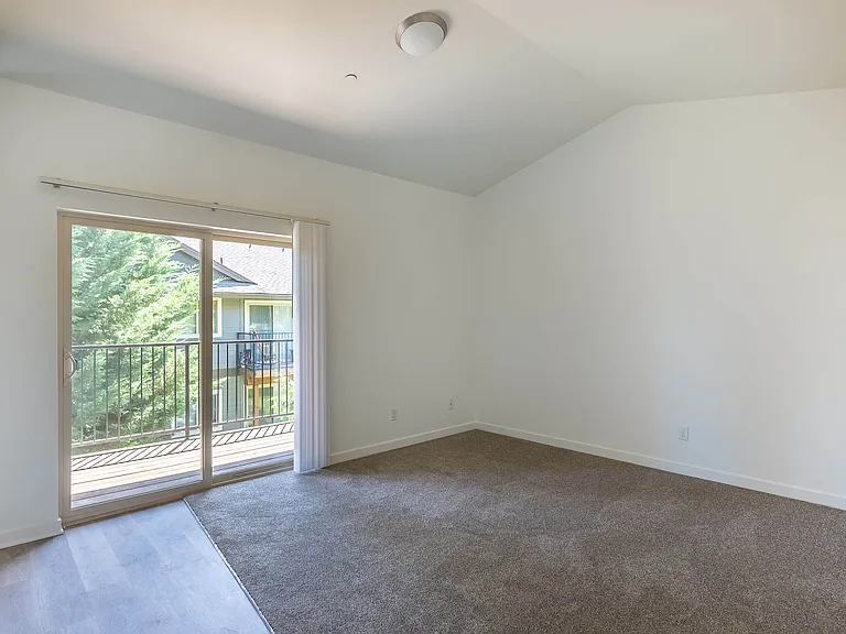 Stoneplace Apartment Homes — Photo 28