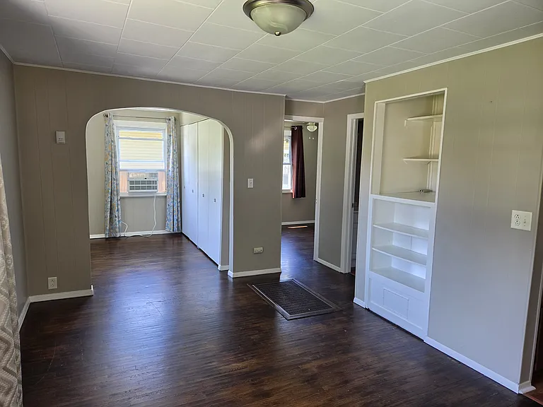 1007 Magnolia St — Photo 7