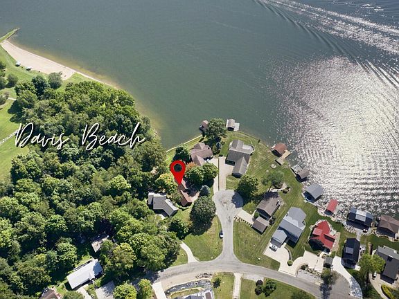 4th image of 64 Greenview Ct