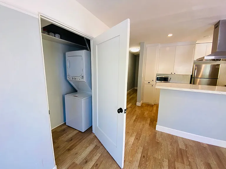 2315 Lincoln Ave — Photo 11