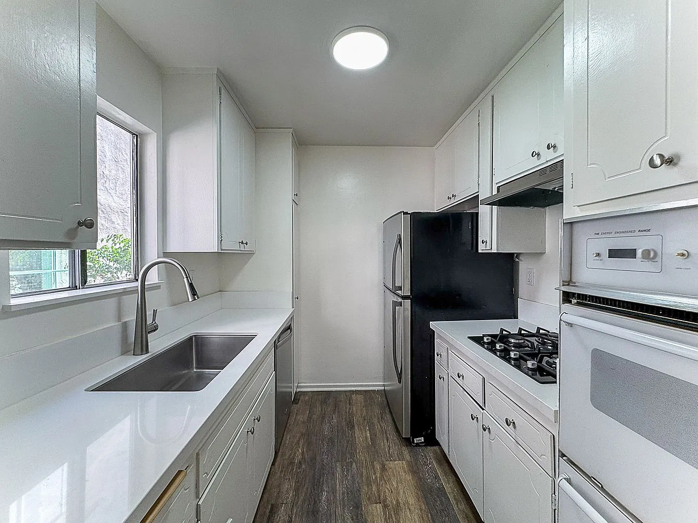 2BD + 1.5 BA | Rancho Park Neighborhood W/Private Yard Space — Photo 4
