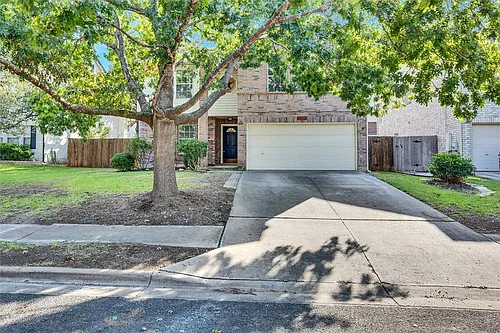 1201 Del Roy Dr Photo 1