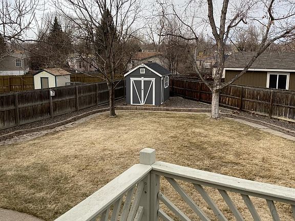 3rd image of 12189 Applewood Ct