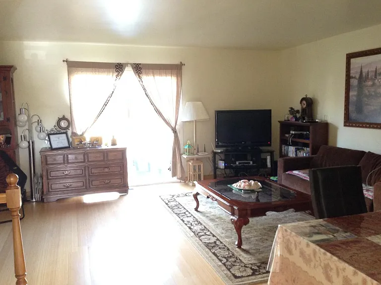 3422 Burbank Dr — Photo 3