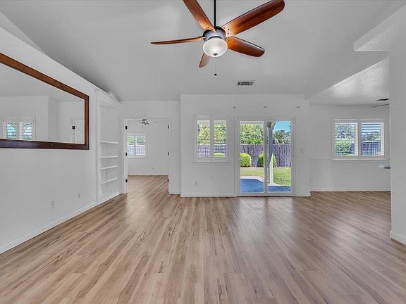 5th image of 295 Pinon Way
