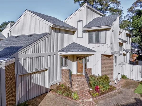 207 86th St, Virginia Beach, VA 23451