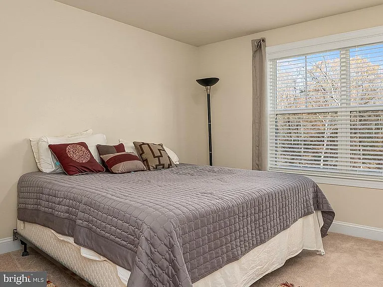 5 Rectory Dr — Photo 12