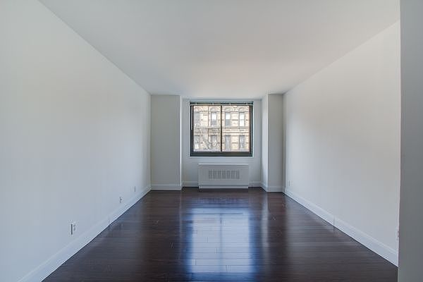 1st image of 200 E 82nd St APT 20G