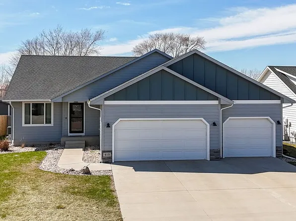 415 Thelma Ave, Harrisburg, SD 57032