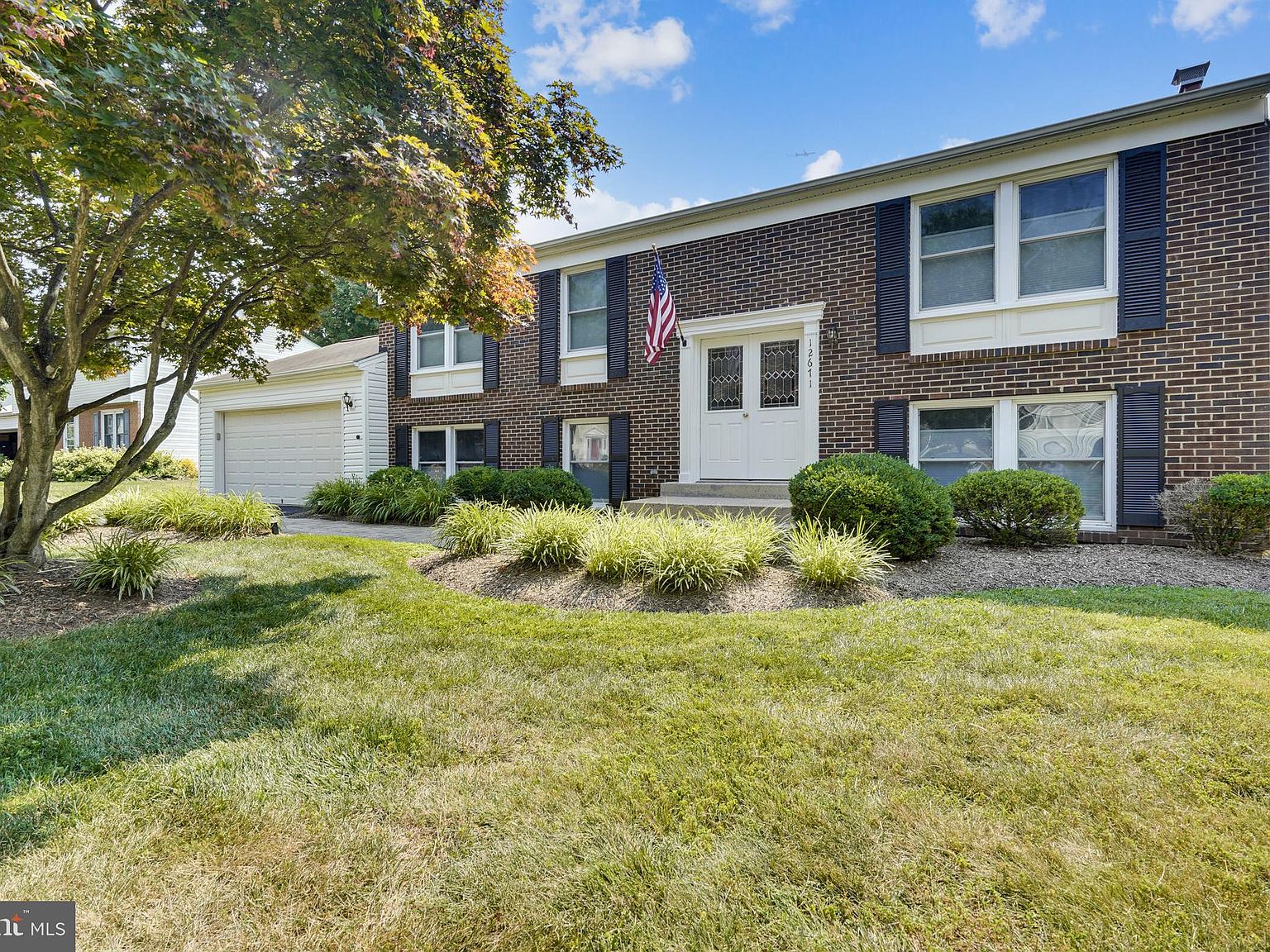 12671 Magna Carta Rd, Herndon, VA 20171 | Zillow