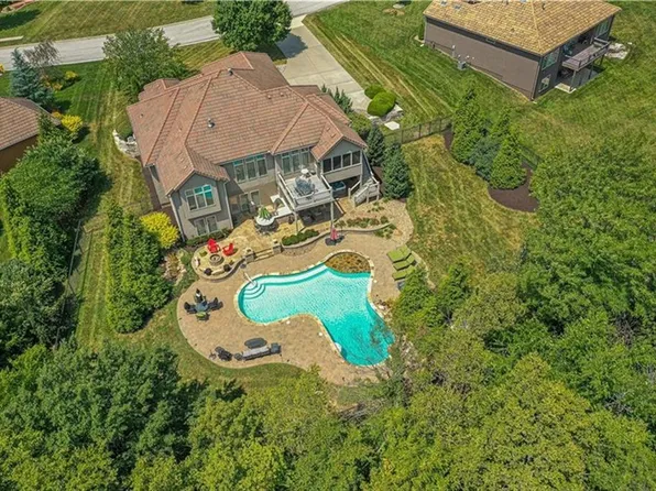 3505 S Mize Ridge Ct, Independence, MO 64057