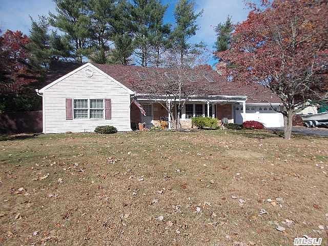 1st image of 26 Shelbourne Ln