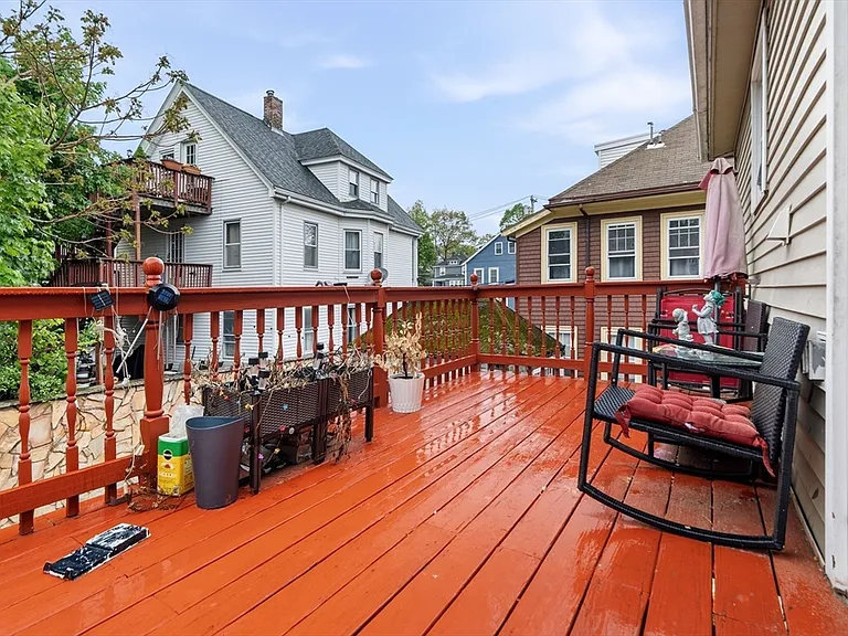 7 Pine St #2 — Photo 15
