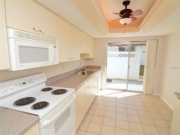 4th image of 3522 Auburn Ct #234