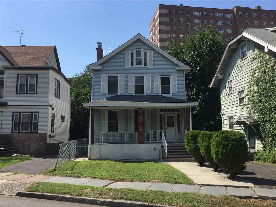 1st image of 27 Morton Pl