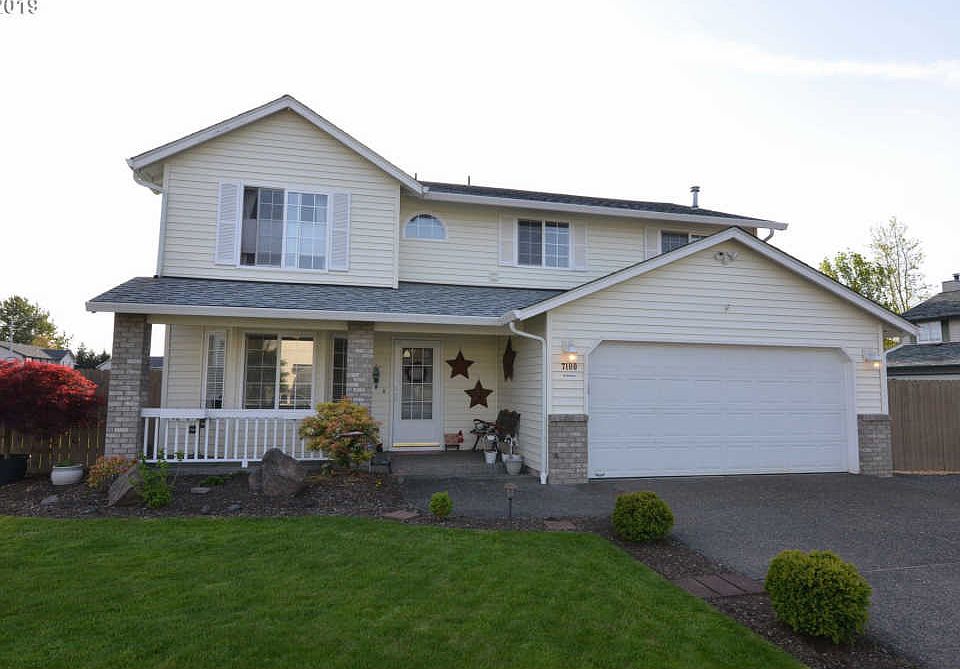 1st image of 7100 NE 164th Ct