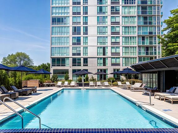 4th image of 1501 Voorhies Ave #21C