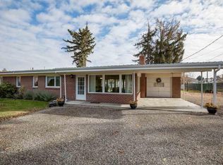 1261 W Sunset Dr, Burbank, WA 99323