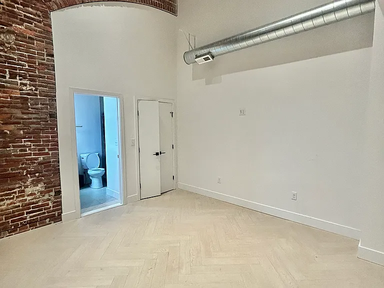 1705 N 7th St #21 — Photo 13