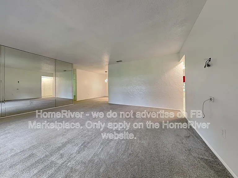 4657 Robin Ave — Photo 6