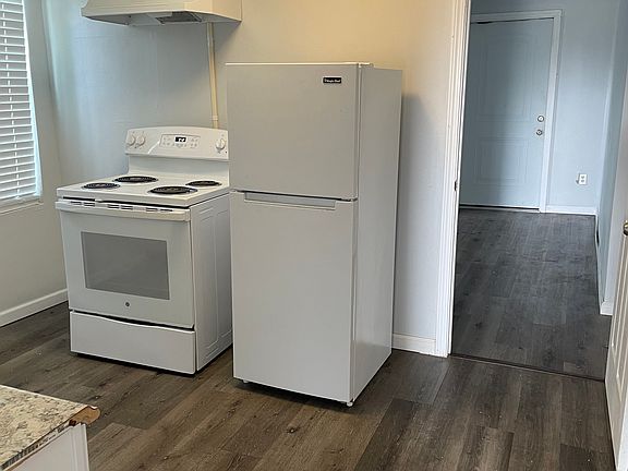 4th image of 1911 10th St #1