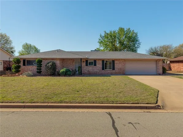 1320 E Quail Ave, Weatherford, OK 73096