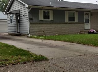 1217 Clover Crest Ave NW, Grand Rapids, MI 49504