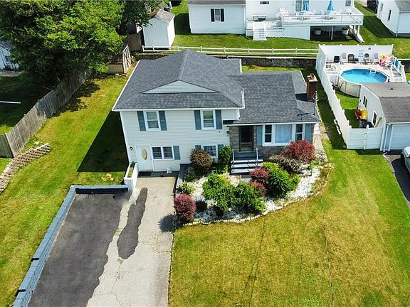 3rd image of 4 Prescott Ave