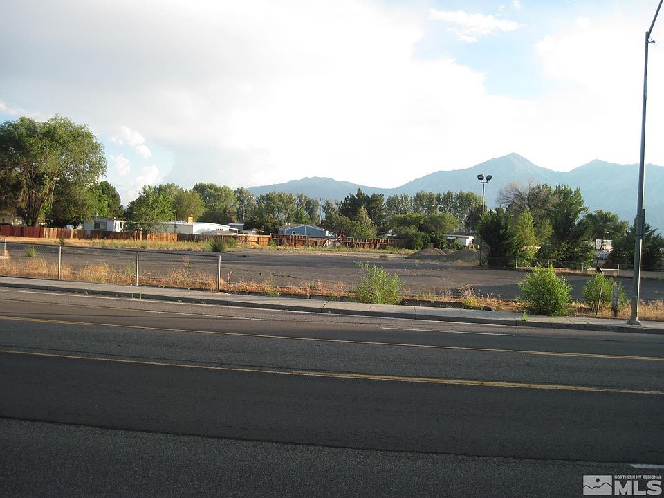 2nd image of 1378 Us Highway 395 N