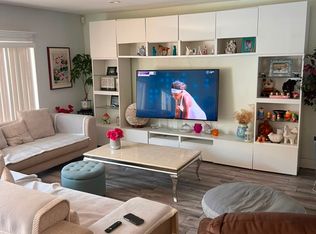 8249 NW 9th St, Fort Lauderdale, FL 33324