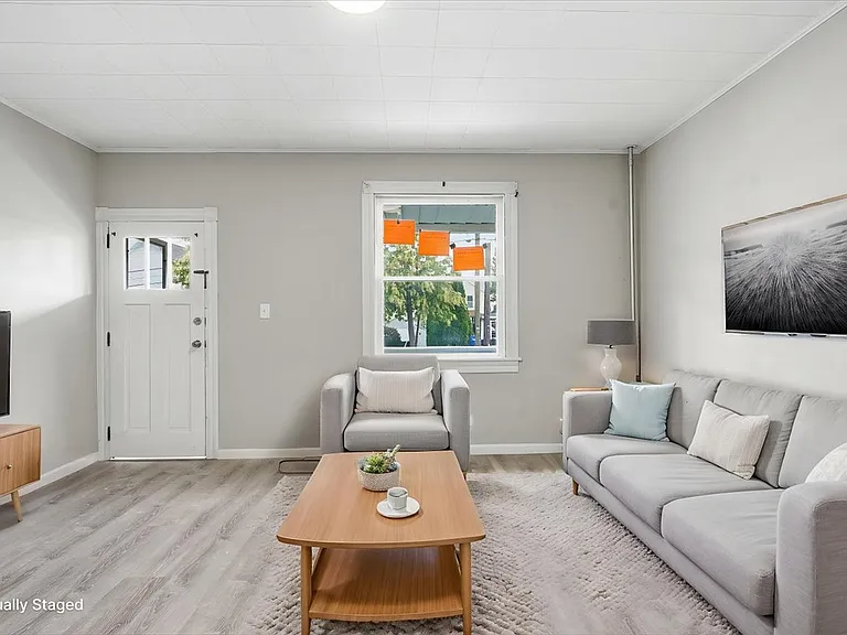 258 E Union St #258 — Photo 3