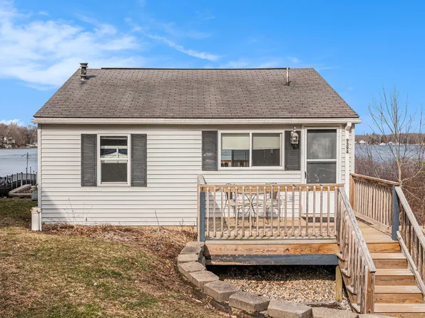 9394 S Redwood Dr, Newaygo, MI 49337
