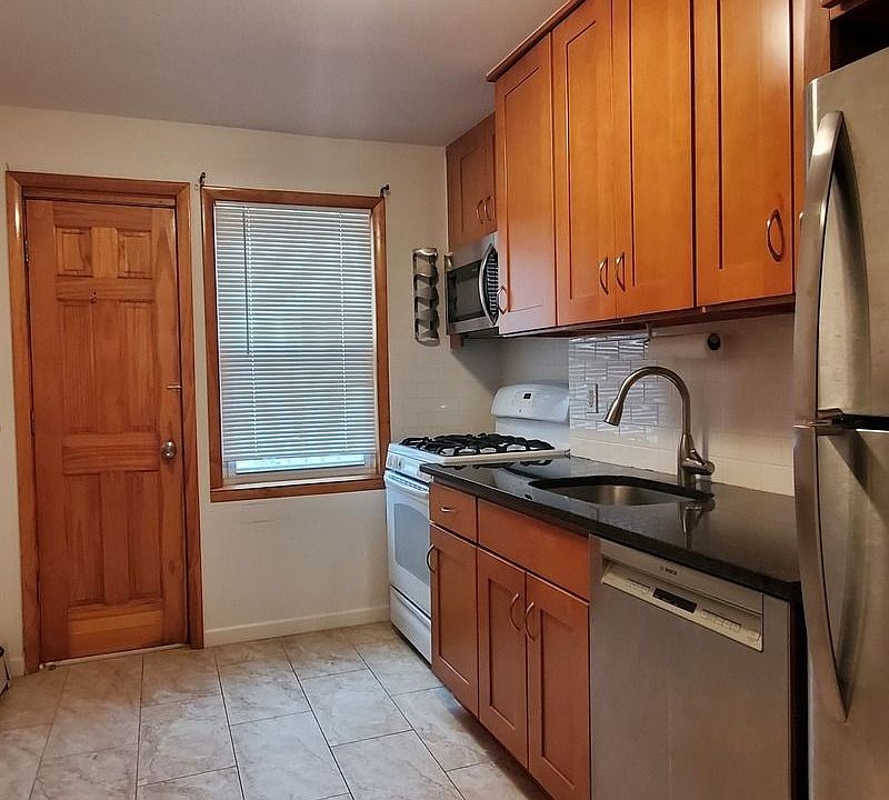 1st image of 22-33 26th St #2