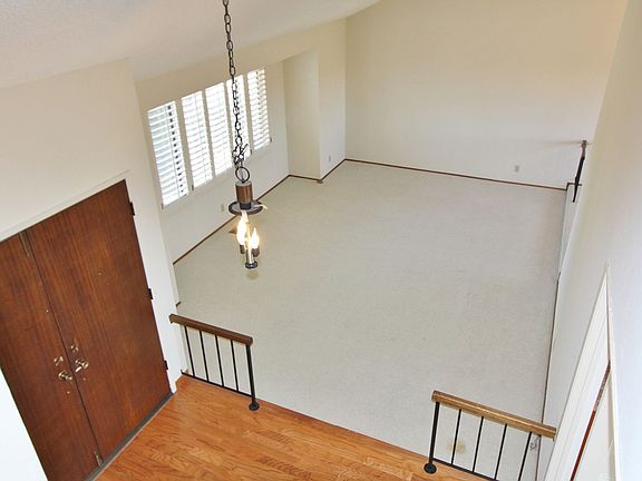 3rd image of 3905 Brookdale Blvd